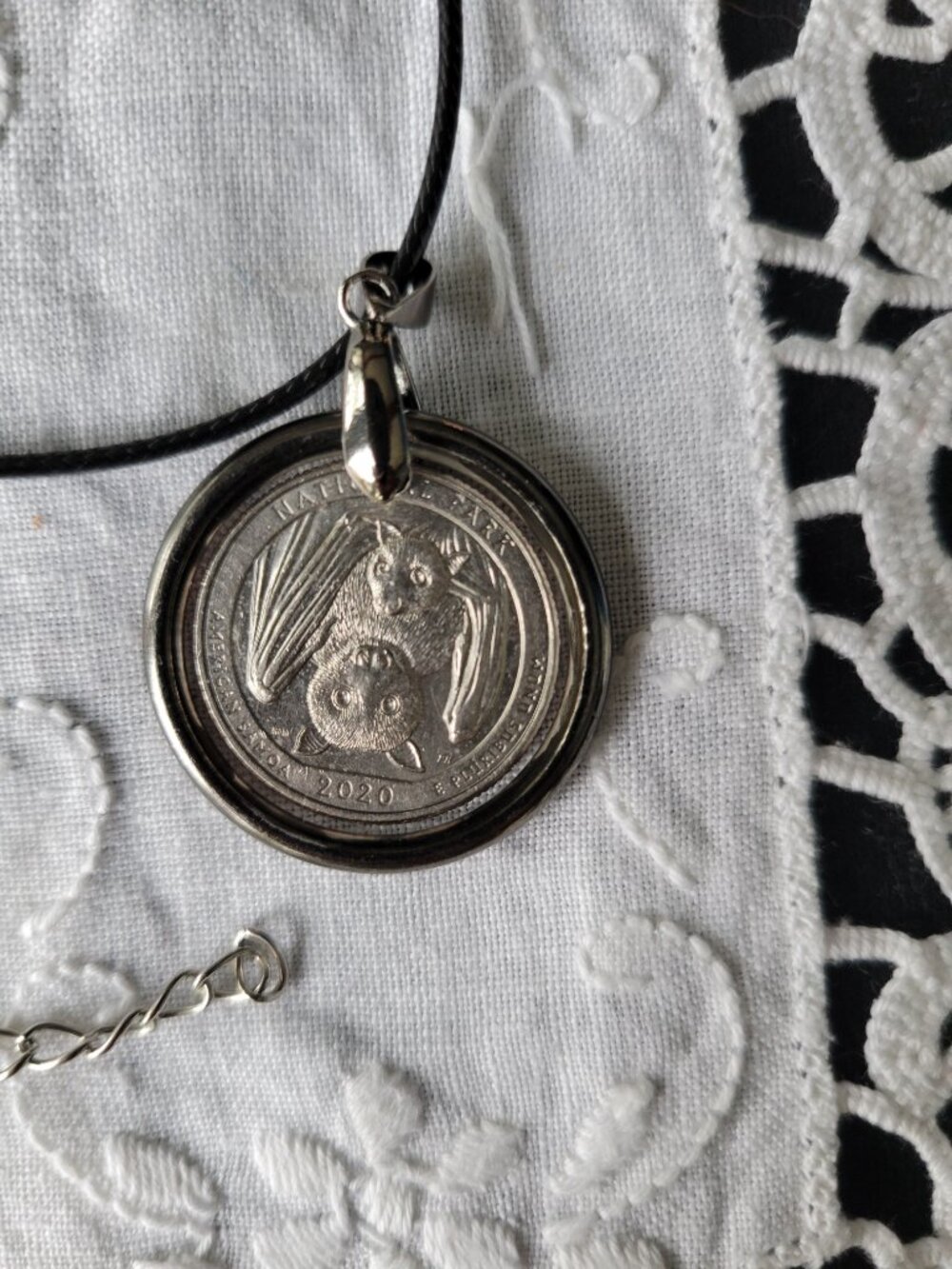2020 National Park of America Samoa Quarter Pendant – Handcrafted Resin Jewelry - Picture 12 of 17